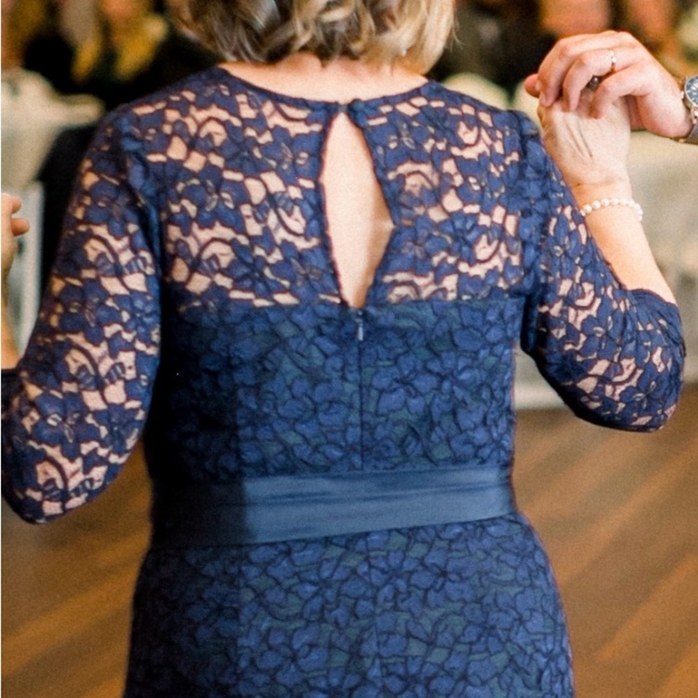 🥂Navy Blue Devonshire Lace Gown/Long Dress by Siri  Size 14, Mother of Bride